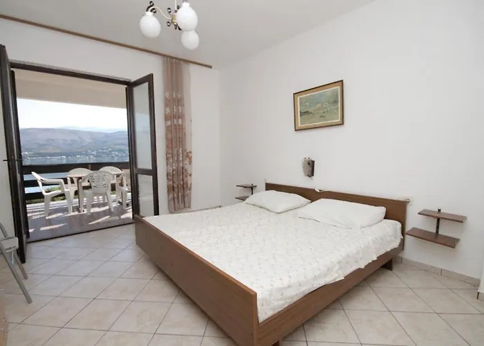 With A Parking Space Pag - 6529