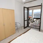 Apartment Apartments With A Parking Space Pag - 6529 *