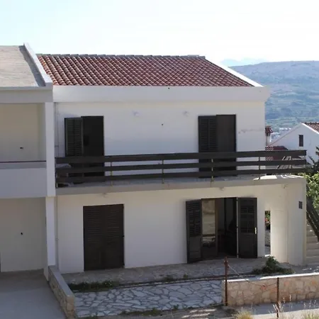 Apartments With A Parking Space Pag - 6529 * Pag Town